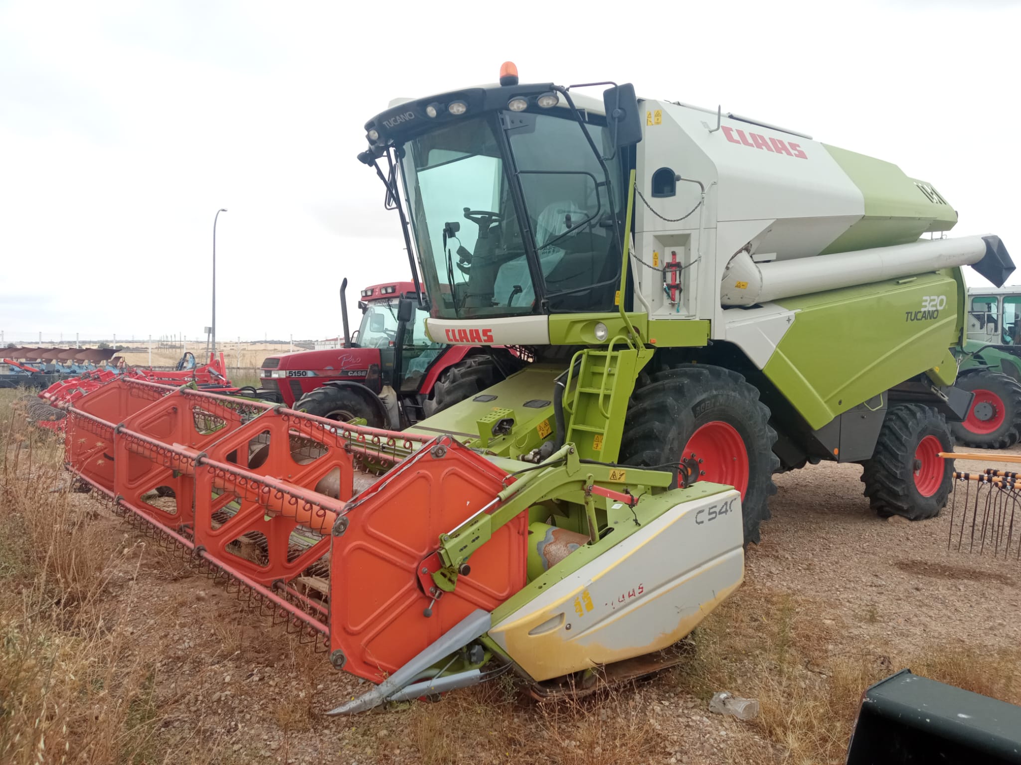 Cosechadora CLAAS Tucano 320